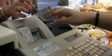 Tέλος ο ΦΠΑ για 415.000 επιχειρήσεις - Ποιοι ευνοούνται
