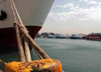 Греческие судовладельцы предлагают использовать их суда в Крыму