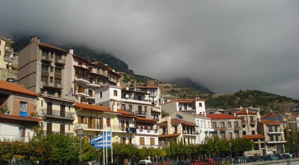 Η Ένωση Ποντίων Περιστερίου έκανε «άνω - κάτω» την Αράχωβα!
