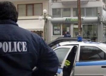 Σύλληψη υπόπτου για τις πυρκαγιές σε Πεντέλη, Ανθούσα και Γέρακα