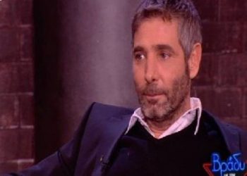 Βίντεο: Ο Θοδωρής Αθερίδης στον Πέτρο Κωστόπουλο