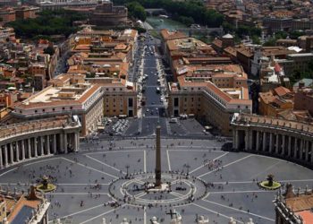 Παραιτήσεις στο Βατικανό λόγω οικονομικών σκανδάλων