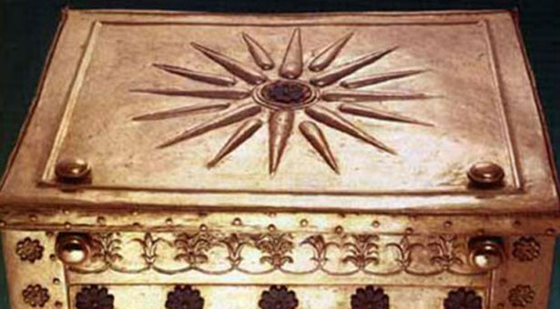 Σκόπια: Όχι στην απαγόρευση χρήσης του ήλιου της Βεργίνας