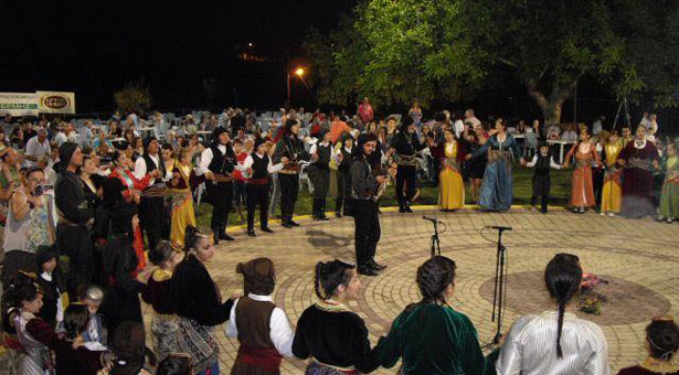 Δείτε τι έγινε στην αναβίωση του εθίμου του Κλήδονα από την Εύξεινο Λέσχη Βέροιας
