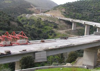 Παγώνουν τα μεγάλα συγκοινωνιακά έργα τρίτης γενιάς