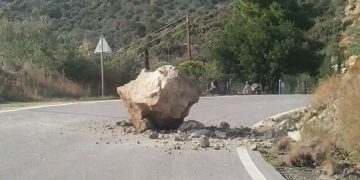 Το χάρο με τα μάτια τους είδαν στον δρόμο Λεωνιδίου - Τυρού