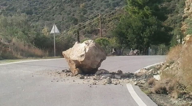 Το χάρο με τα μάτια τους είδαν στον δρόμο Λεωνιδίου - Τυρού