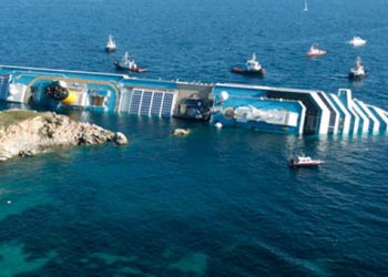 Συγγνώμη ζήτησε ο καπετάνιος του Costa Concordia