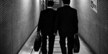 Αποκαθήλωση των προϊσταμένων Εφοριών-ΣΔΟΕ και Τελωνείων