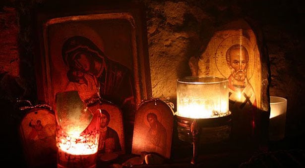 Στην αγκαλιά της Μητέρας του Θεού - Μια συγκλονιστική διήγηση με Κρυπτοχριστιανούς