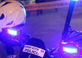 Φρίκη: Μαχαίρωσαν και έκαψαν ζωντανή νεαρή γυναίκα