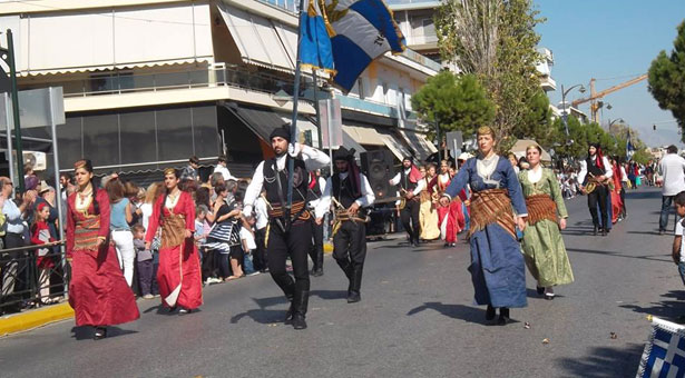 Ο Σύλλογος Ποντίων Αγ. Βαρβάρας στην παρέλαση!