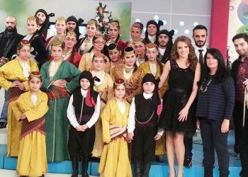 Ο Σύλλογος Ποντίων Φάρος στον αέρα του Extra3. Βίντεο