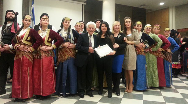 Εντυπωσίασε ο Σύλλογος Ποντίων Αγ. Βαρβάρας στην κοπή πίτας της Unesco