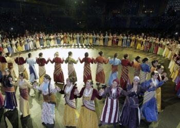 Η Ποντιακή λύρα ένωσε τα νιάτα του ποντιακού Ελληνισμού της Ευρώπης