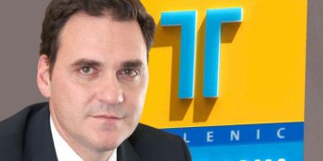 Φιλιππίδης: Από τη Μύκονο στο Εξπρές του Μεσονυχτίου