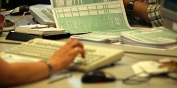 Οδηγίες ΑΑΔΕ για τους ελέγχους στις φορολογικές δηλώσεις