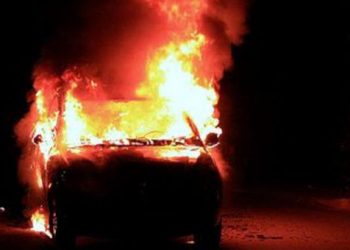 Φωτιά σε πολυτελές τζιπ στο Ηράκλειο