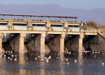 Κόρινθος: Απεργία πείνας κάνουν εργαζόμενοι