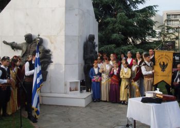 Ένα κερί στην μνήμη των 353.000 Ελλήνων του Πόντου που χάθηκαν...