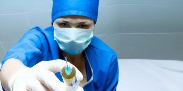 Σοκ: Σκότωνε ασθενείς για να αδειάσουν κρεβάτια