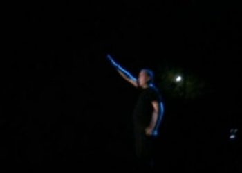 Χαιρέτησε ναζιστικά και ο Σταμάτης Γονίδης;