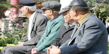 «Παγωμένες» 320.000 αιτήσεις για συντάξεις και εφάπαξ