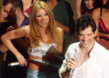 Η Αγγελική Ηλιάδη κάνει έκπληξη στο Σάκη Ρουβά