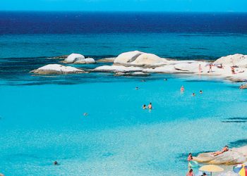 "Ъ": Турция стала самым популярным направлением у российских туристов