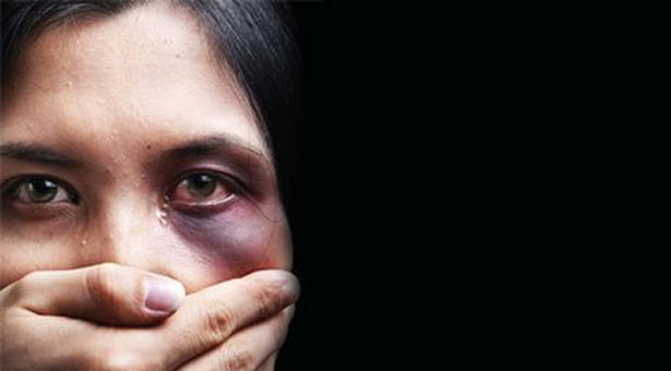 Σοκαριστικά τα στοιχεία για τις κακοποιημένες γυναίκες στην Ελλάδα