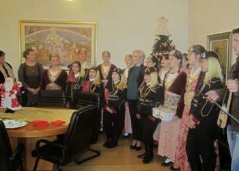 Ποντιακά κάλαντα και ευχές «πλημμύρισαν» την Αντιπεριφέρεια Πιερίας!