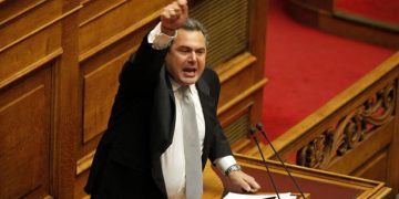 Καμμένος: "Να μας πει ο Σαμαράς, αν παραχώρησε τον όρο Μακεδονία"