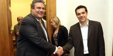 Καμμένος στον Τσίπρα: Να ρίξουμε την κυβέρνηση να πάμε σε εκλογές