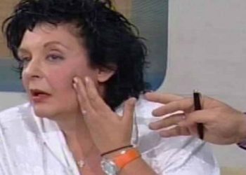 Άρση ασυλίας Κασιδιάρη για το χαστούκι. Συγκλονιστική ομιλία της Κανέλλη