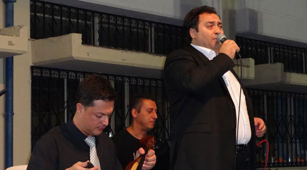 Κοσμοσυρροή στα Ποντιακά 2013 στα Γιαννιτσά