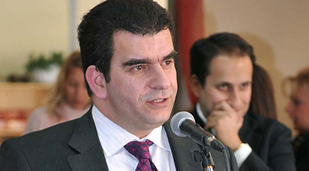 Τι δήλωσε ο κ. Καρέλιας για το δώρο 2,5 εκατ στους εργαζόμενους