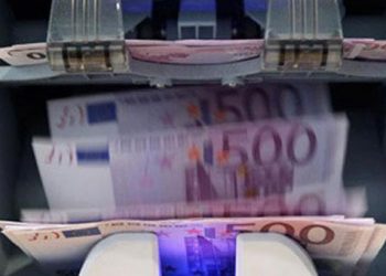 Ελέγχονται οι καταθέσεις χιλιάδων πολιτών