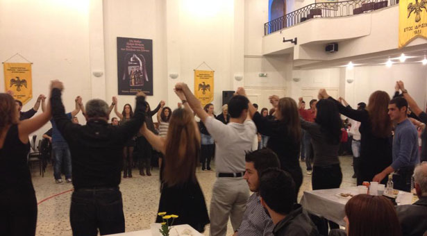Χαμός στο Ποντιακό γλέντι της Ένωσης Ποντίων Πειραιά!