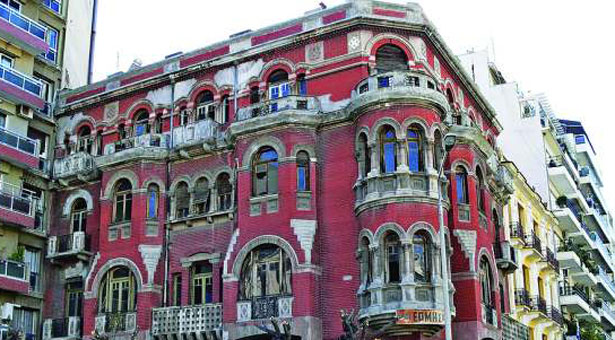 Η στοιχειωμένη βίλα που αγόρασε ο  Ιβάν Σαββίδης!