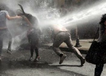 Σκηνές απόλυτης αγριότητας στην Κωνσταντινούπολη. Βίντεο