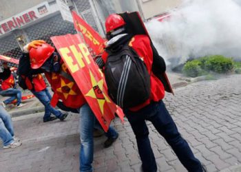 Πρωτομαγιά με βίαια επεισόδια στην Κωνσταντινούπολη