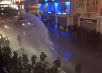 Βίαια επεισόδια στην Κωνσταντινούπολη για τον θάνατο του 15χρονου