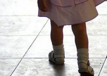 Κρήτη: Ασυνείδητος εγκατέλειψε 3χρονο κοριτσάκι