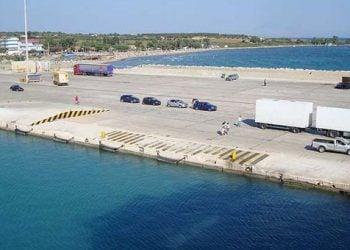 Νάρκη στο λιμάνι της Κυλλήνης