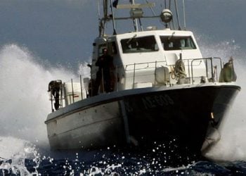 Πτώση οχήματος στο λιμάνι του Πειραιά