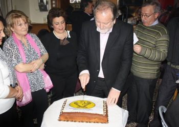 Σε οικογενειακό περιβάλλον η κοπή της πίτας του Ποντίων Ελασσόνας