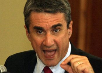 Επίθεση Λοβέρδου στον Βενιζέλο