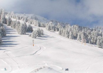Σήμερα ανοίγει το χιονοδρομικό στο Μαίναλο