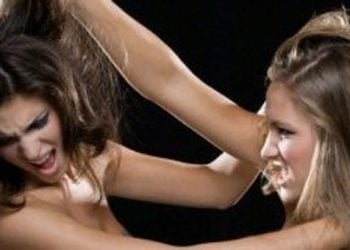 Μαλλιοτραβήγματα: Το νέο σήριαλ της Βουλής