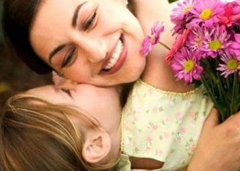 Ημέρα της Μητέρας: Μια τρυφερή γιορτή με σκοτεινή ιστορία